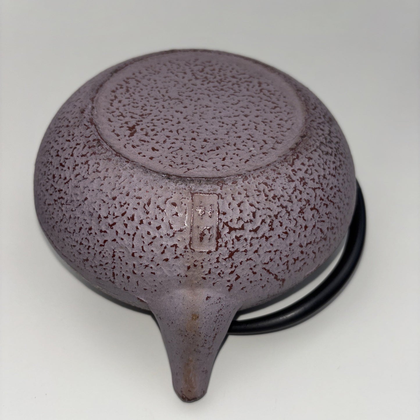 Purple Japanese Cast Iron Teapot Tetsubin Floral Chrysanthemum Pattern Rare
