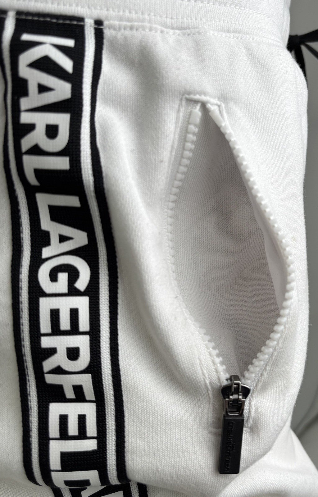 Karl Lagerfeld Block Letter Logo Jogger Sweatpants Sz XL Athleisurecore Glamcore