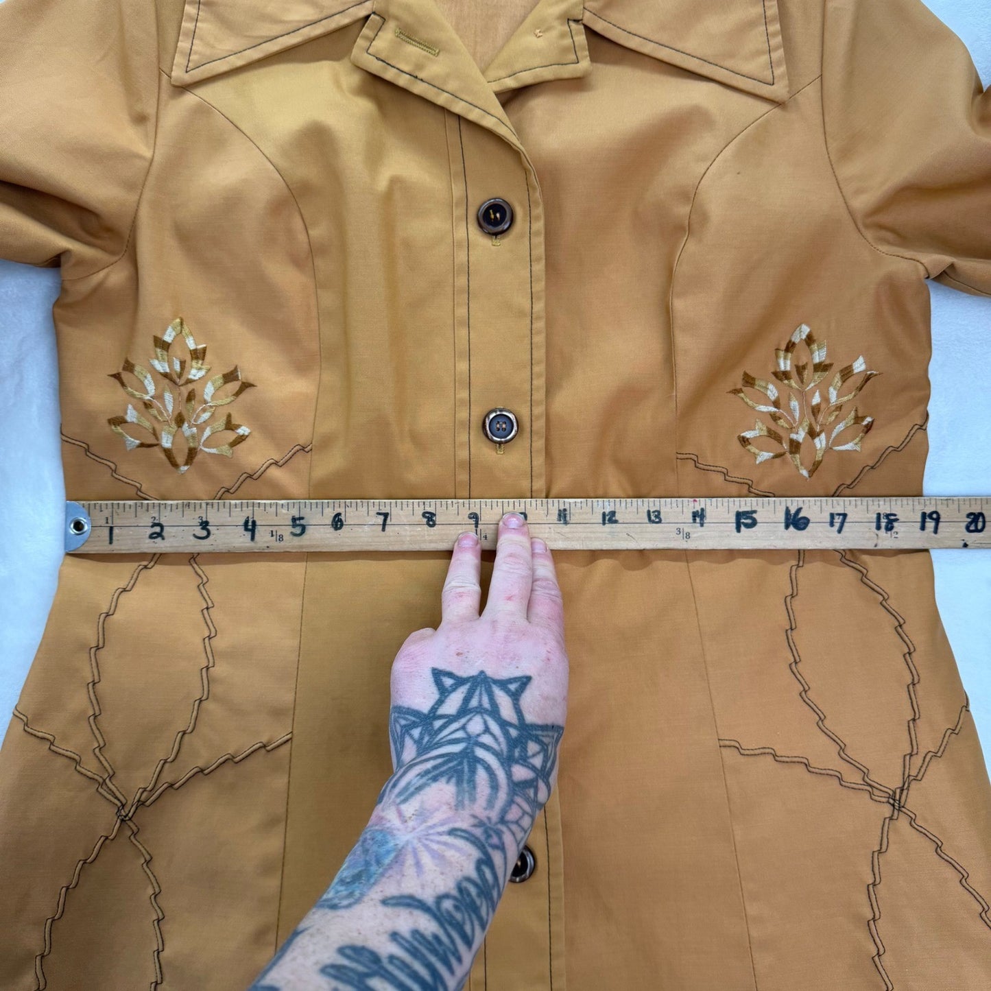 Vintage 70s Mustard Yellow Embroidered Button Up Jacket Pointed Collar Retro