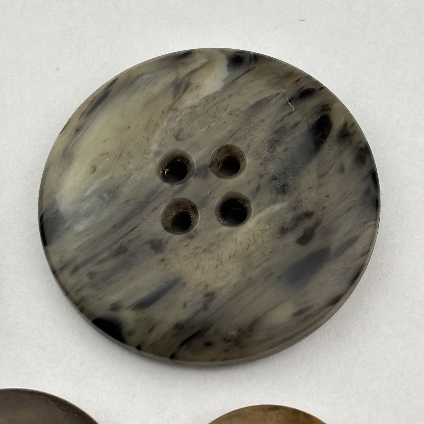 Vintage Bakelite Button Lot (13 Pcs) – Rich Brown, Horn, and Marbled Tones