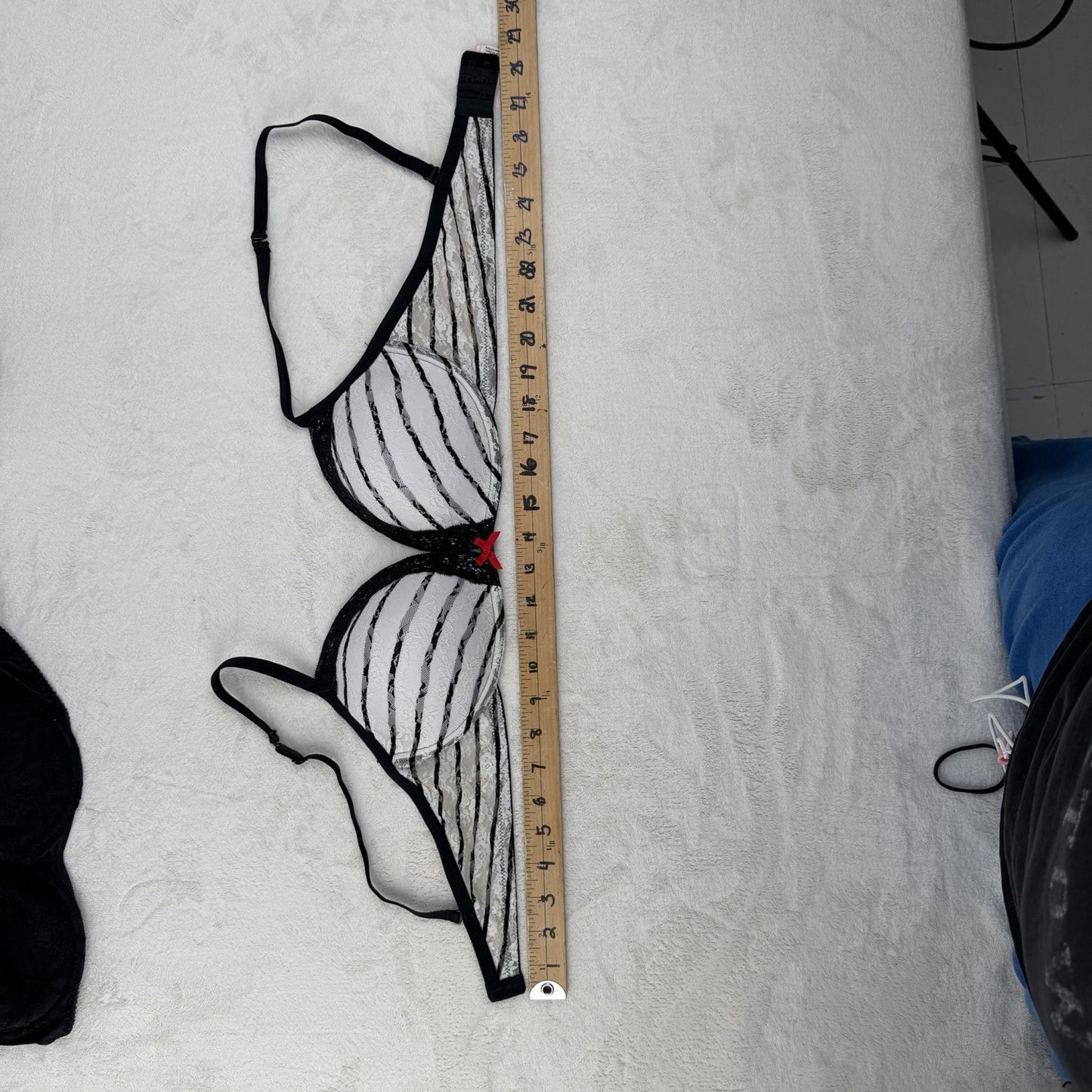 La Senza Perfectly Me Lace Bra Black White Stripe Underwire 36C Y2K Princesscore