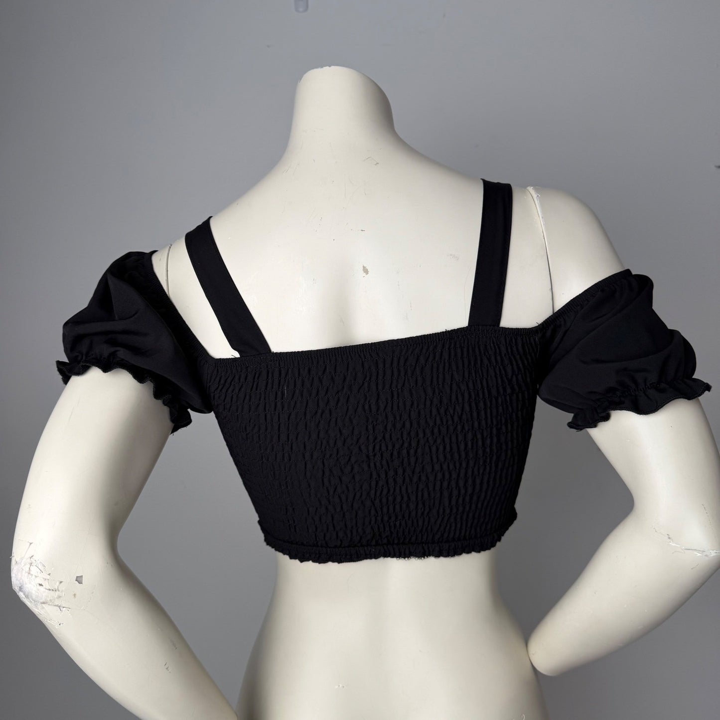 ROMWE Black Off Shoulder Puff Sleeve Heart Buckle Crop Top XS