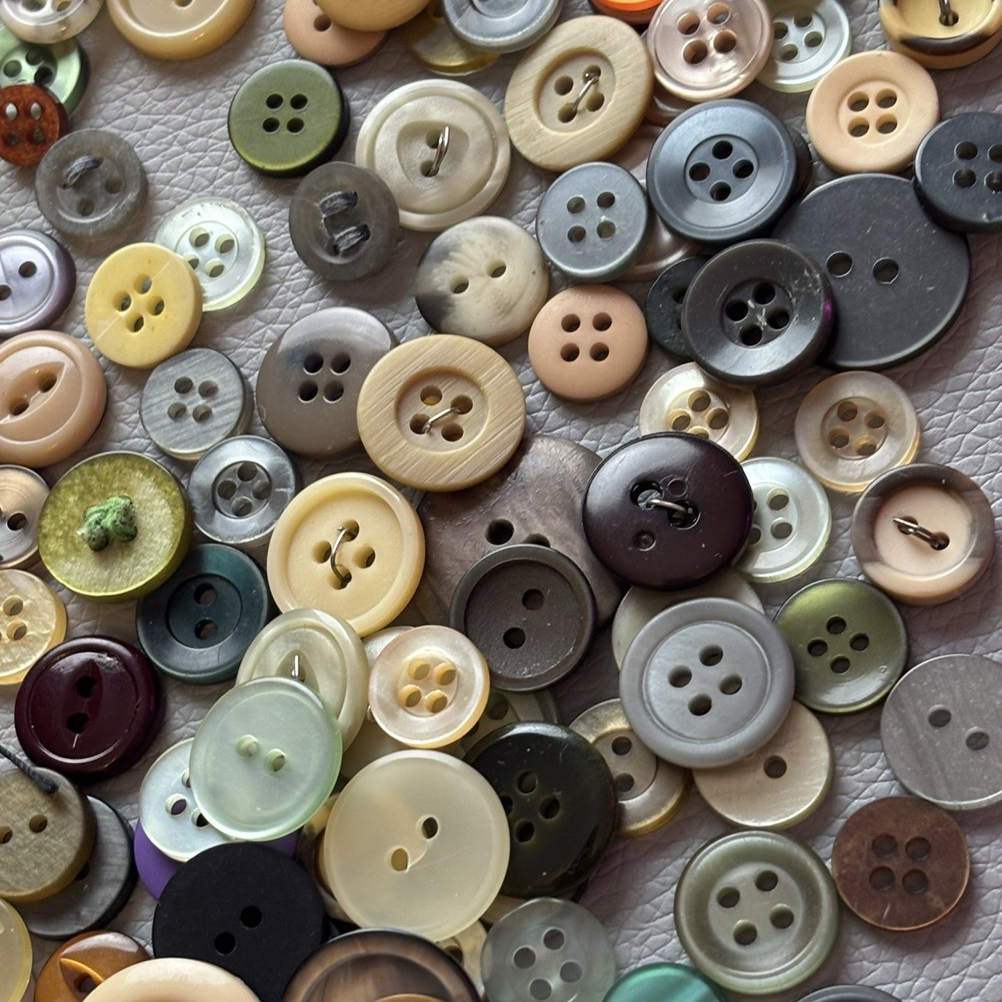 Button Lot Of Assorted Colors In 2 Hole 4 Hole Shiny Mat Red Blue Black Grey