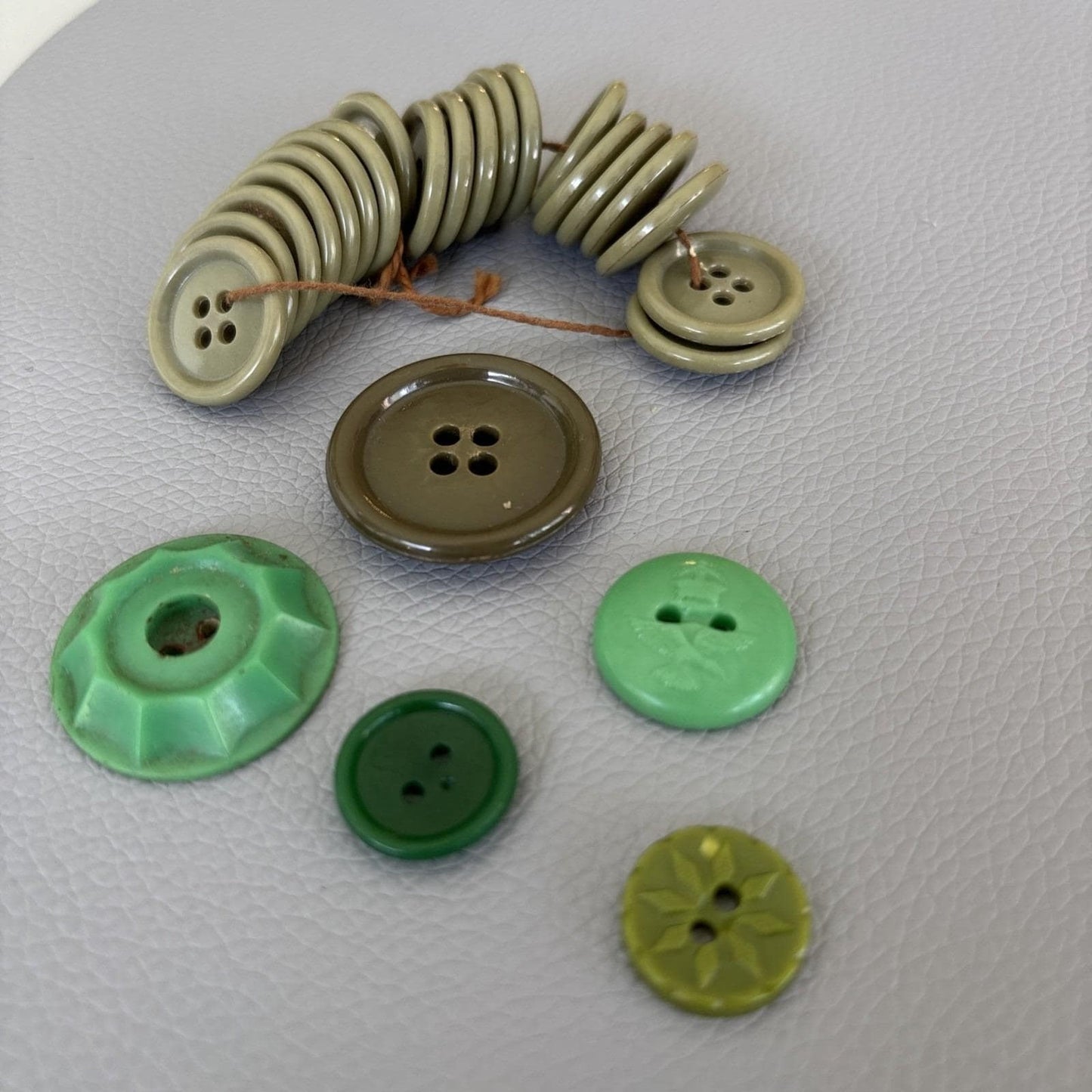 WWII RAF Bakelite Button Lot • Military Khaki & Deco Green Plastics (1940s–50s)