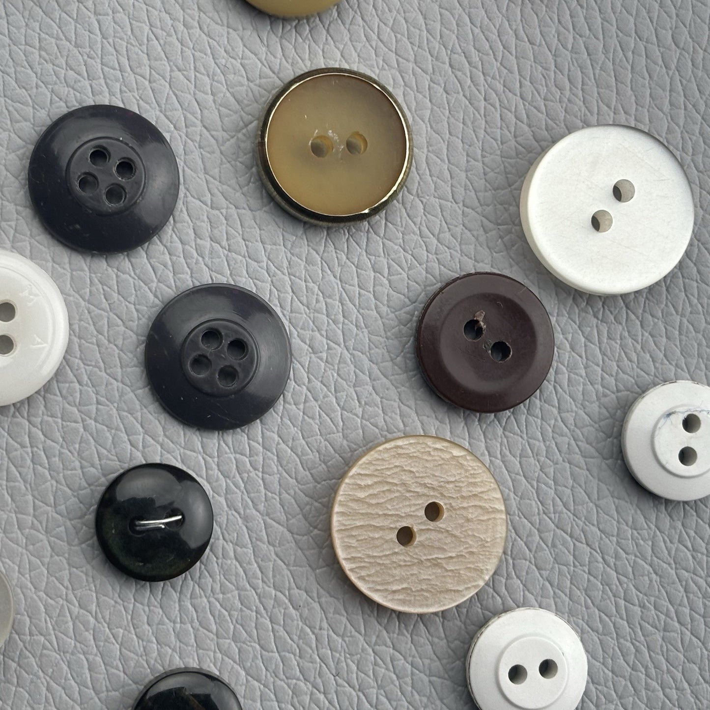 Vintage Button Lot Neutral Mix 50pcs | Shell, Casein, Plastic, Carved & Novelty