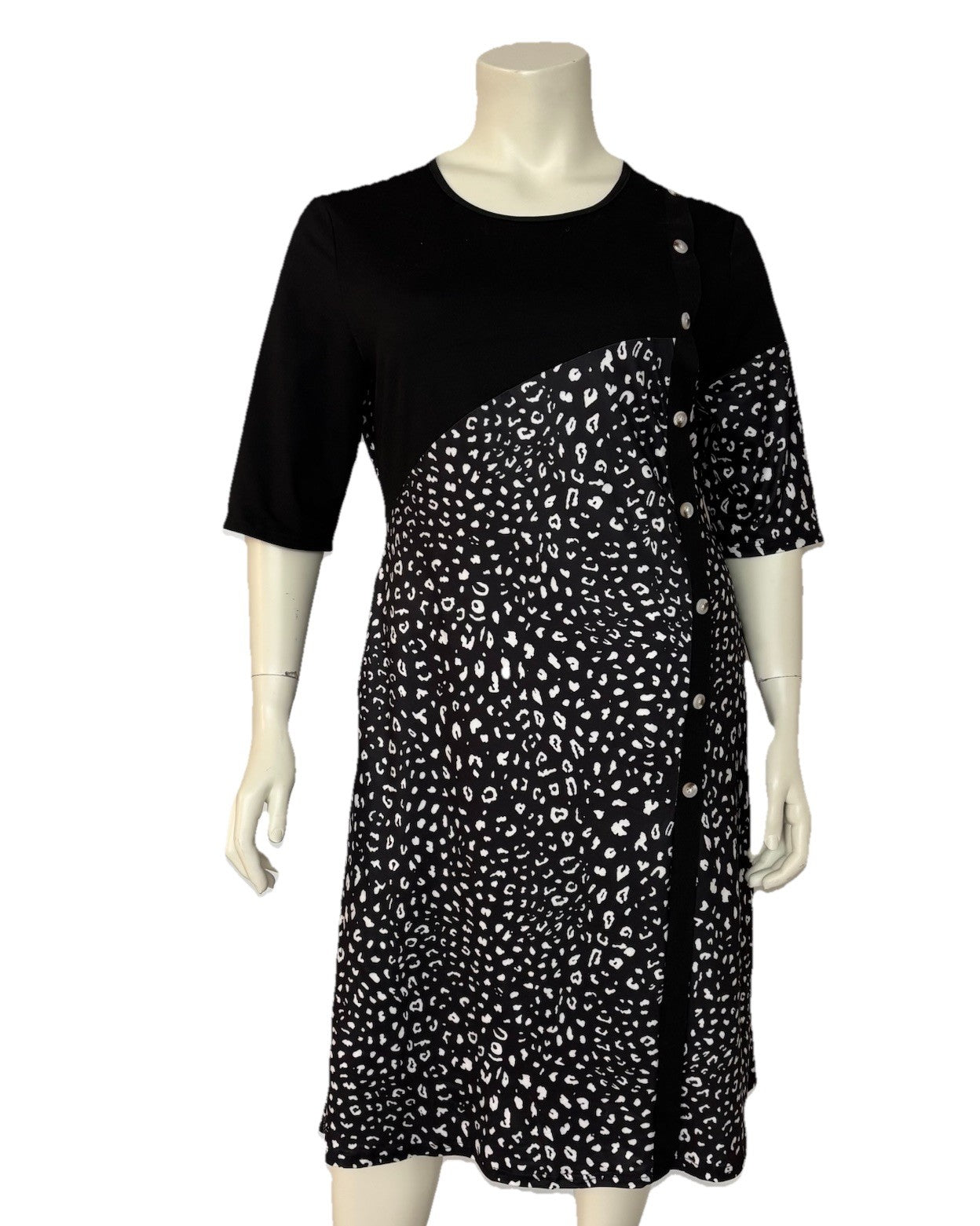 Women’s Black White Animal Print Midi Dress XL Stretch Knit Asymmetrical Buttons