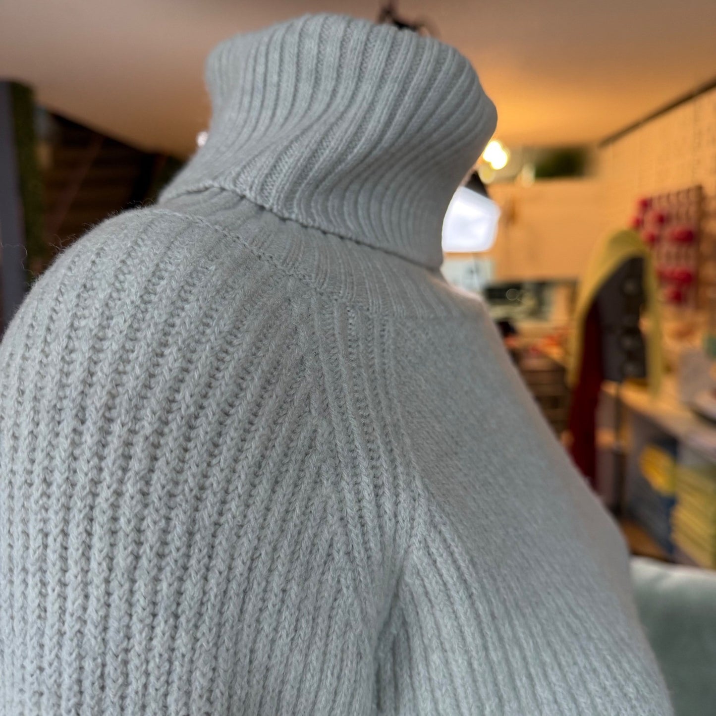Aritzia Sweater Wilfred Free 100% Merino Wool Ribbed Turtleneck Gray Old Money