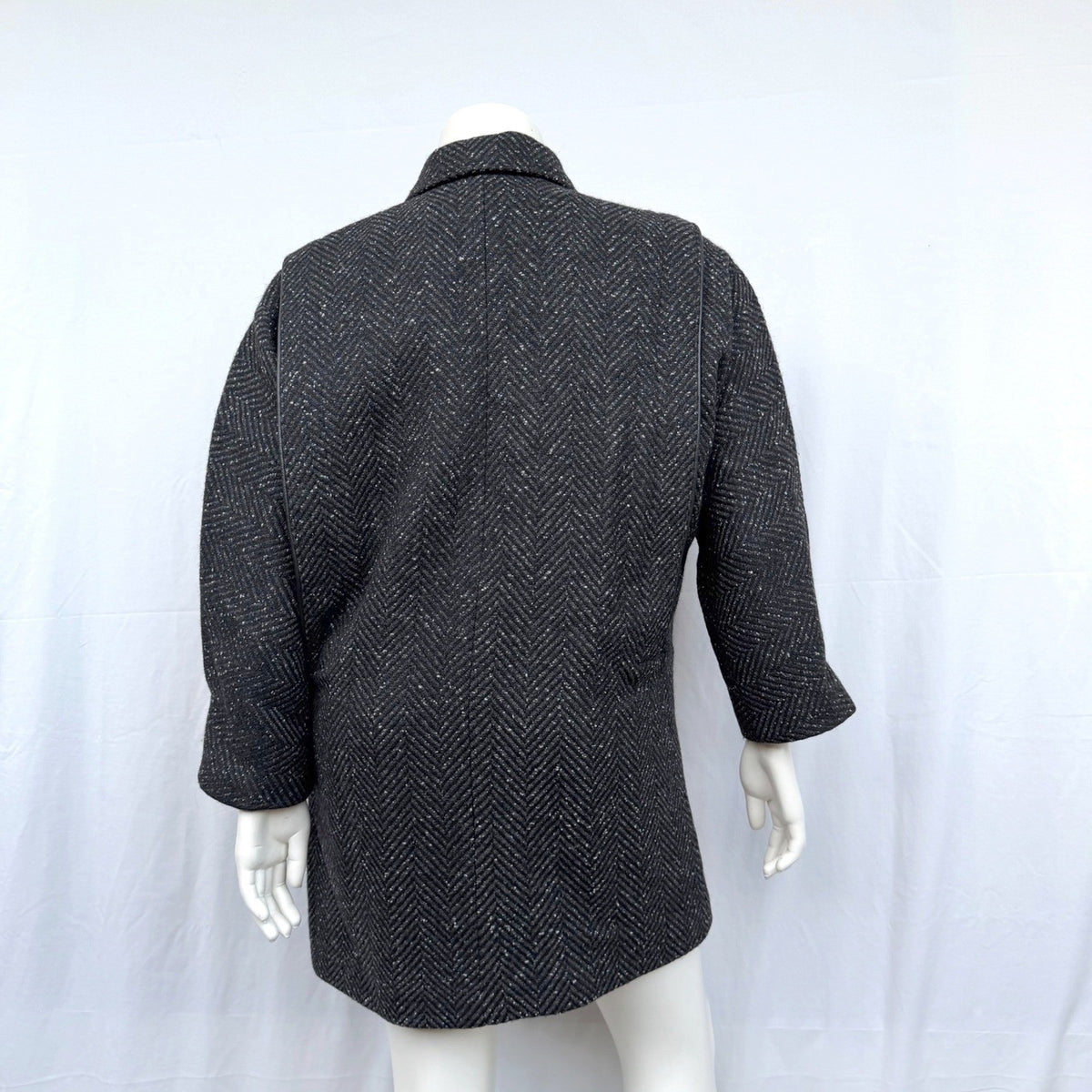 Vintage Collection Elégante Herringbone Coat | 13/14 — view 12