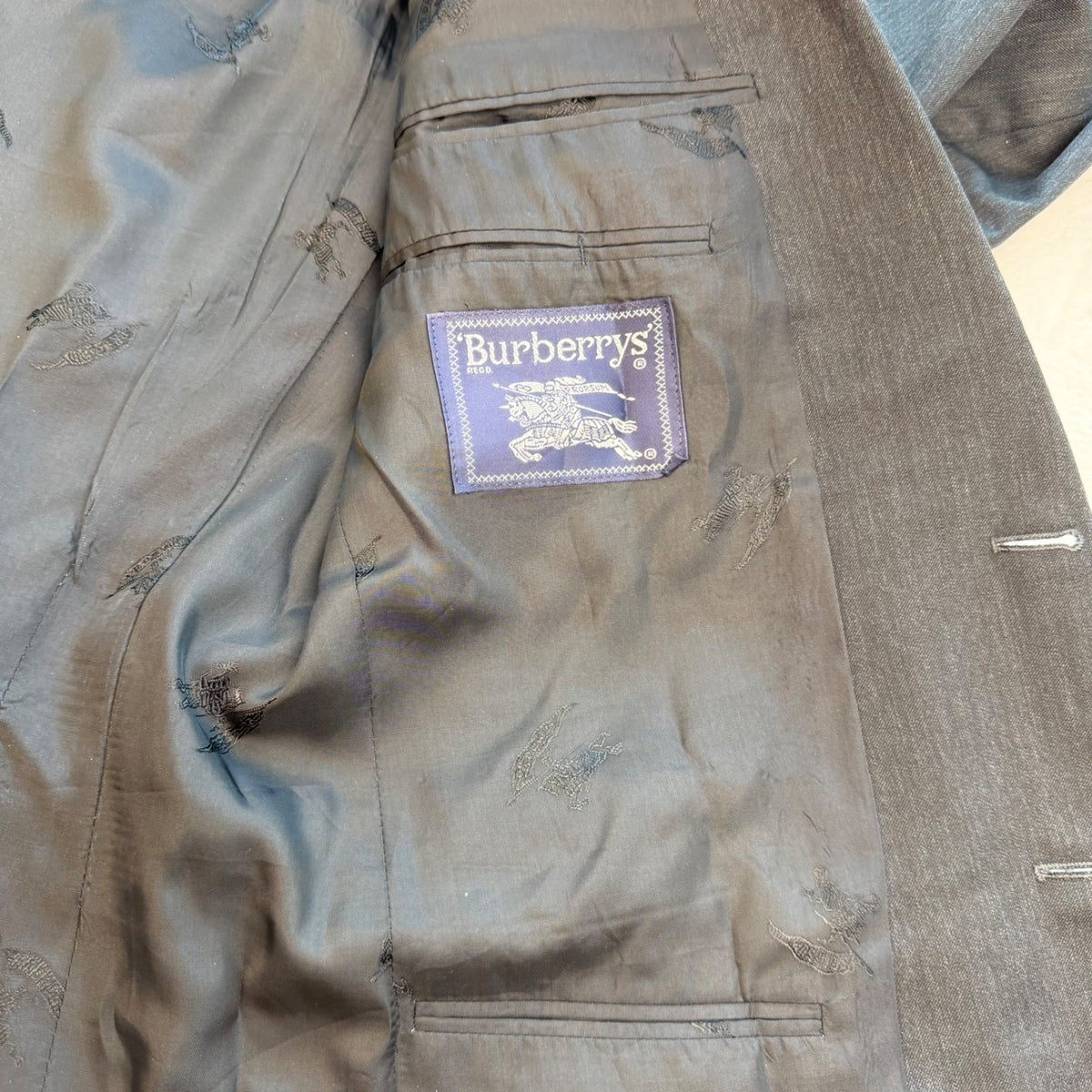 Vintage Burberrys Charcoal Wool Blazer | 36R — view 12