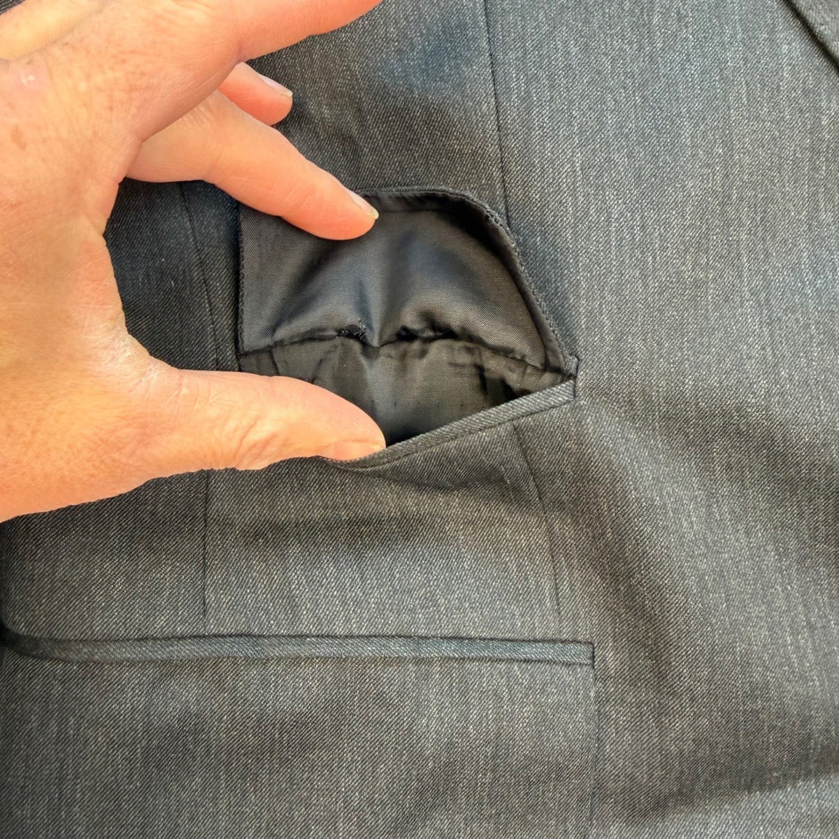 Vintage Burberrys Charcoal Wool Blazer | 36R — view 11