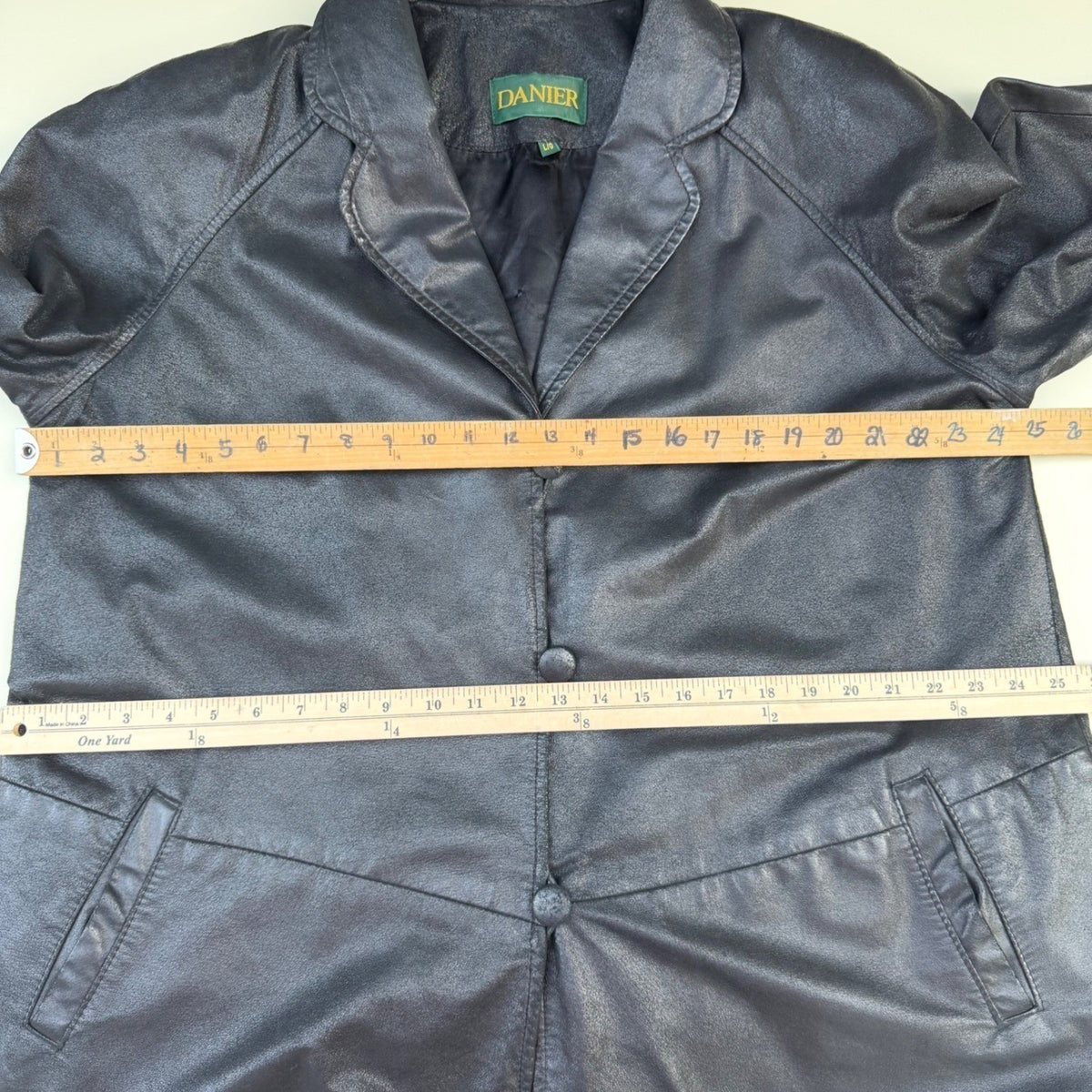 Vintage Danier Black Leather Car Coat | L — view 10