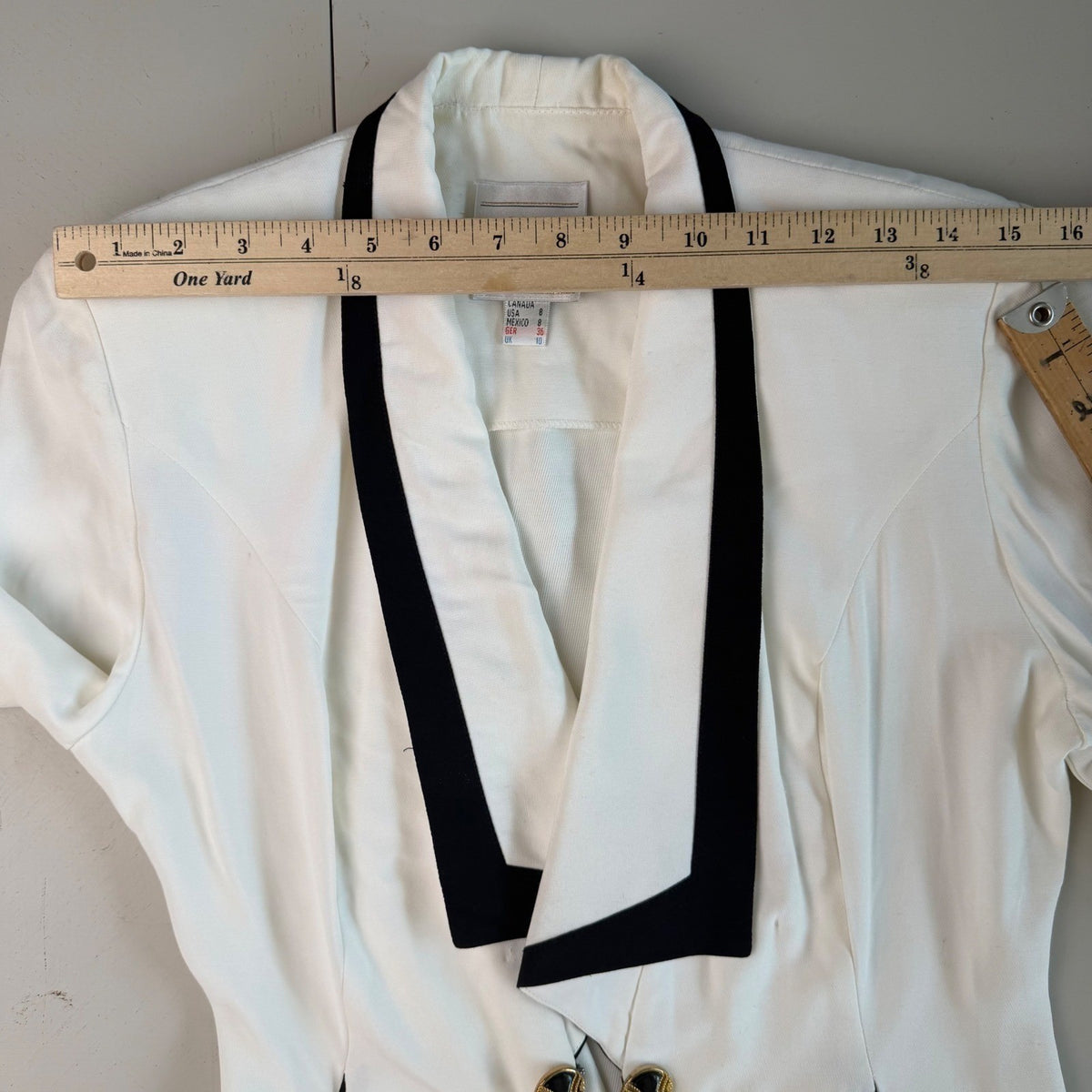 Vintage Joseph Ribkoff Black Trim Sculptural Blazer | M — view 7