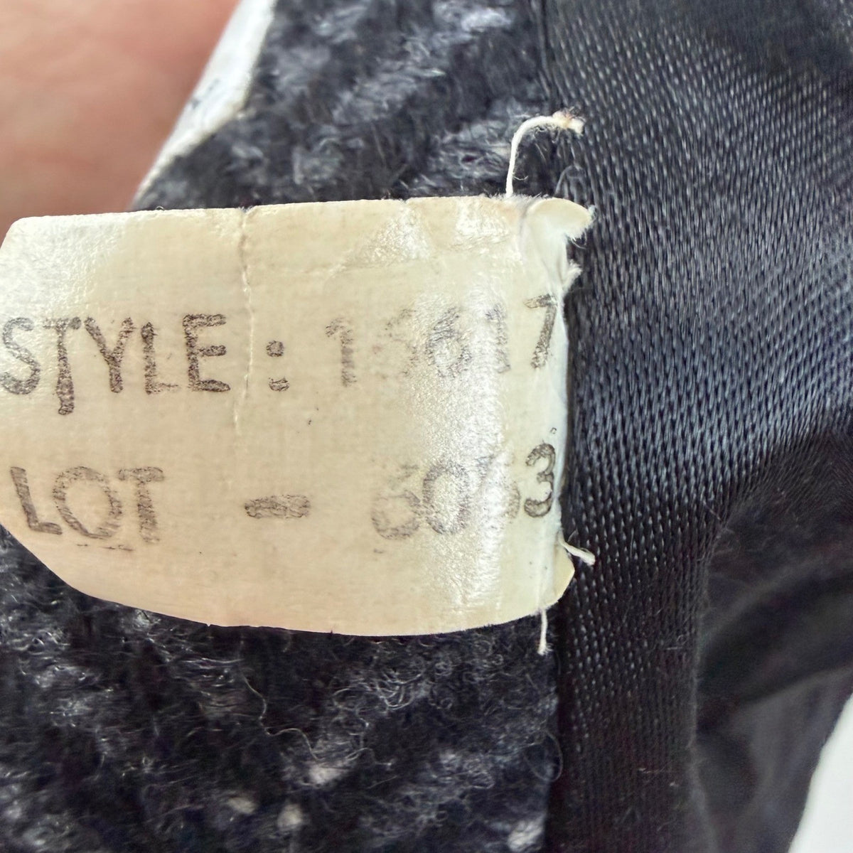 Vintage Collection Elégante Herringbone Coat | 13/14 — view 15