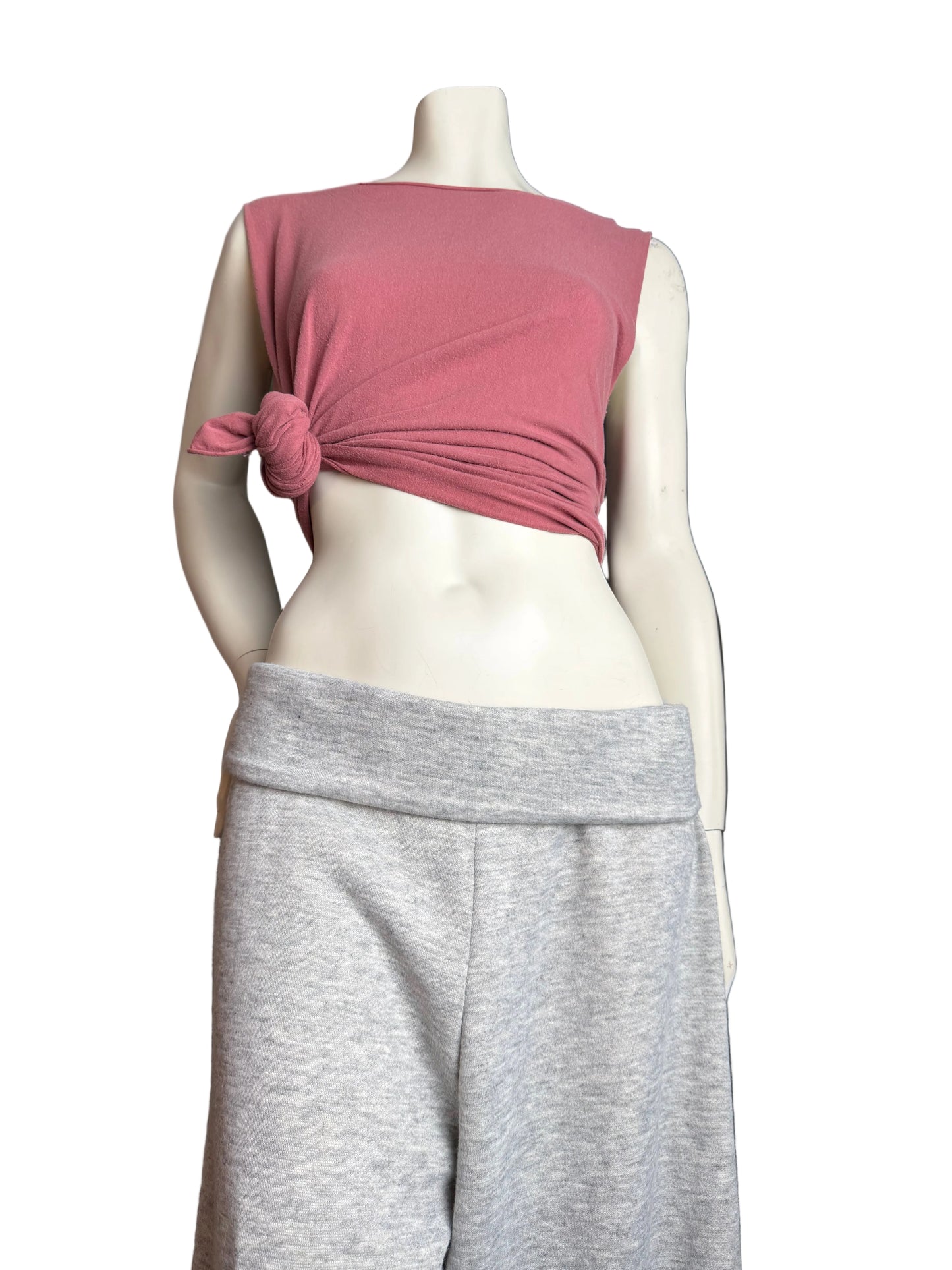 Simpłe Cloud Pants cinched ankle detail — made to order Canadian balloon pants spring 2026
