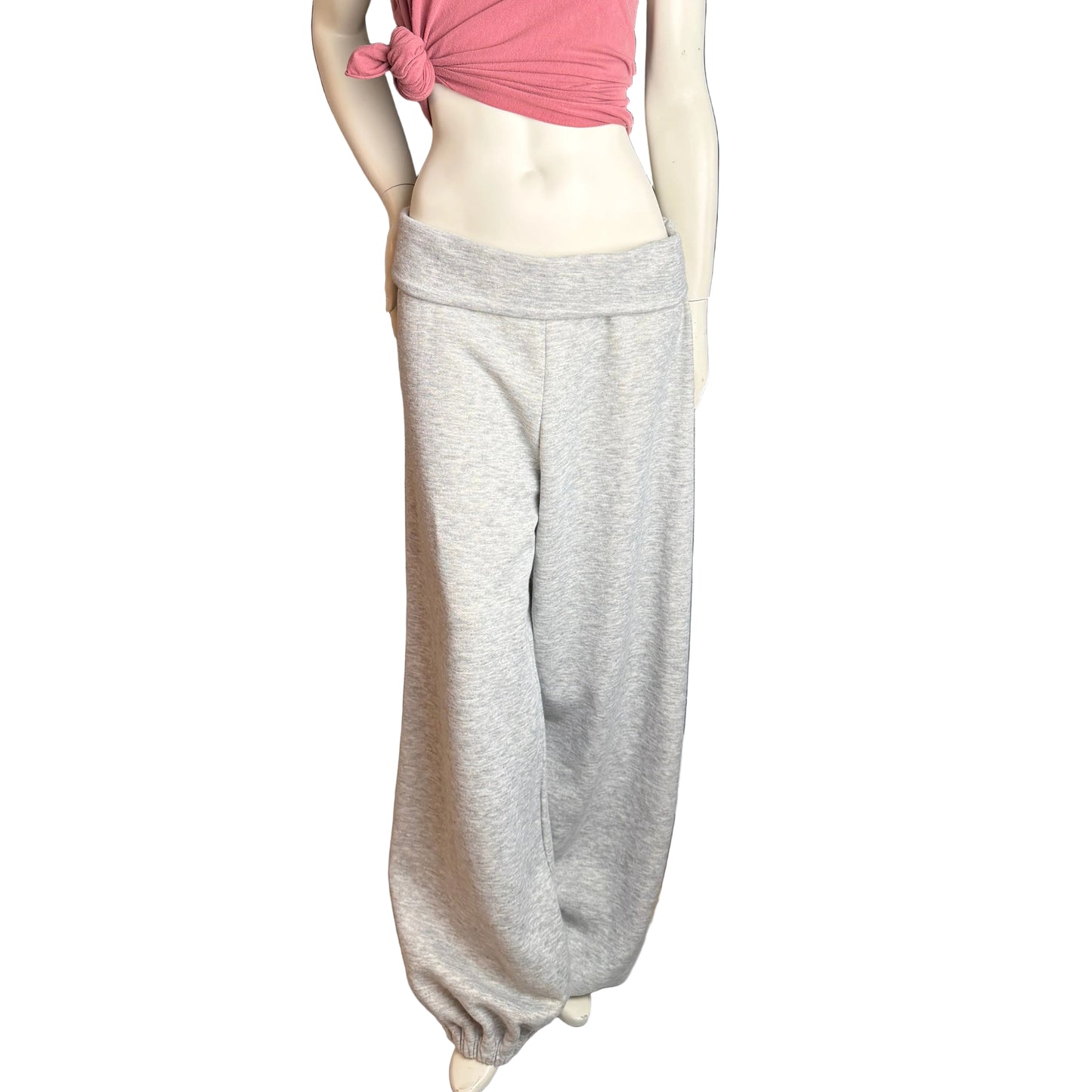 Simpłe Cloud Pants wide waistband detail — Canadian made balloon pants cinched ankle