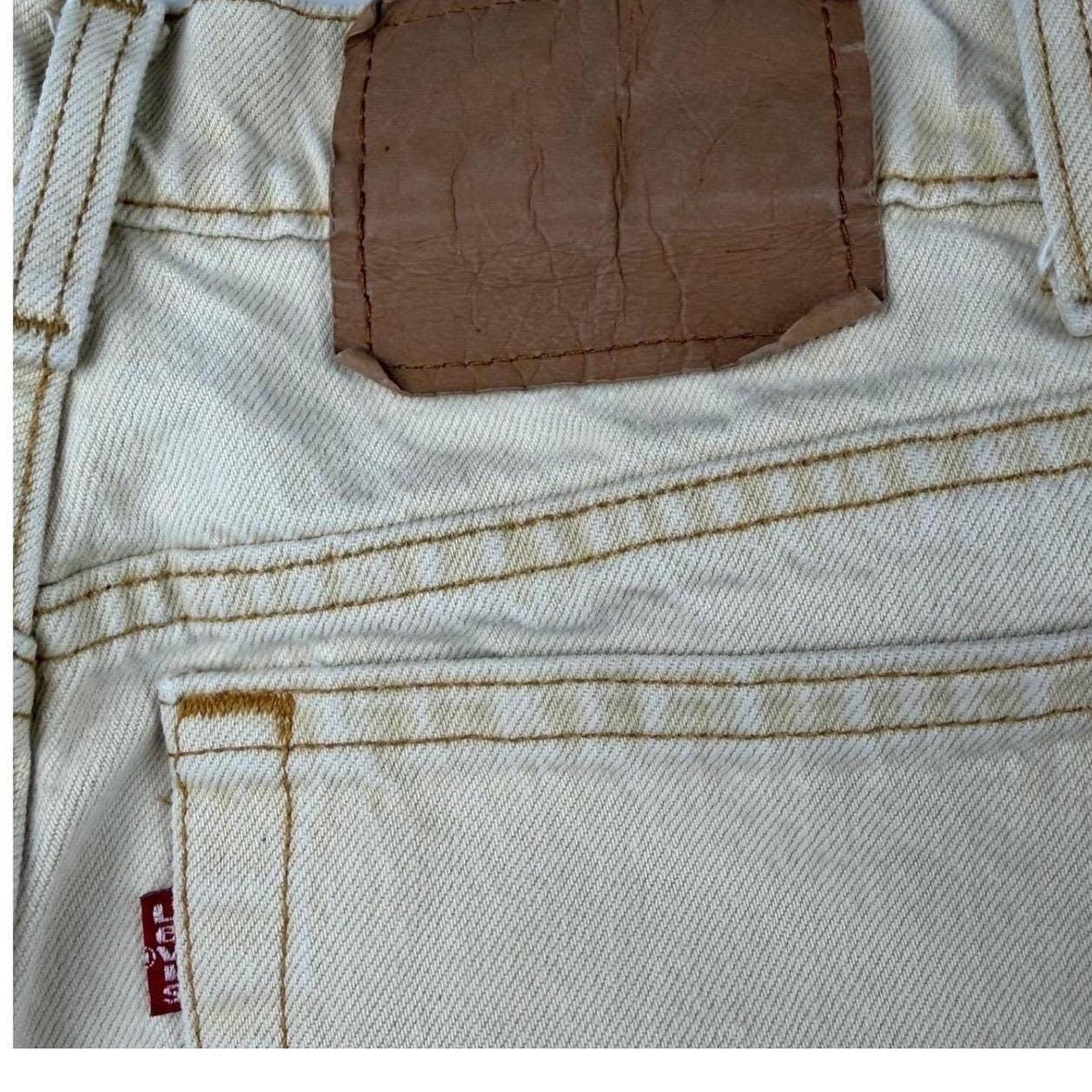 Vintage Levi's Pale Yellow Tapered Jeans | 31in Waist — view 8