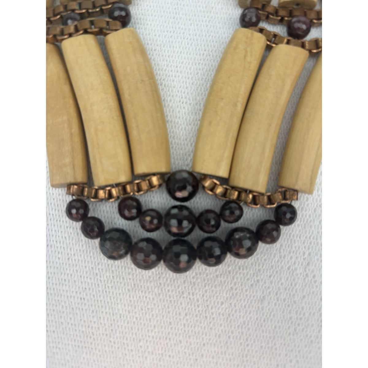 Vintage Chunky Wood Bead Statement Necklace — detail photo 3