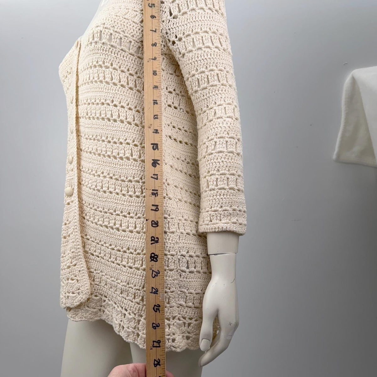 Vintage Ivory Crochet Long Cardigan | S — detail photo 8