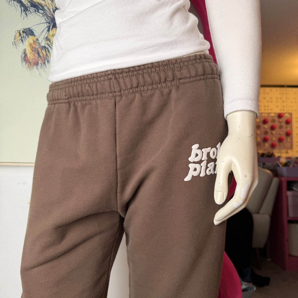 Broken Planet Market Brown Puff Print Sweatpants | M — detail photo 8