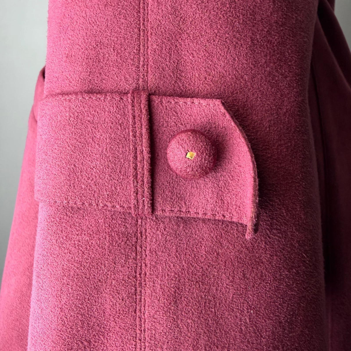 Vintage Miss Style Raspberry Ultrasuede Trench Coat | L — detail photo 18