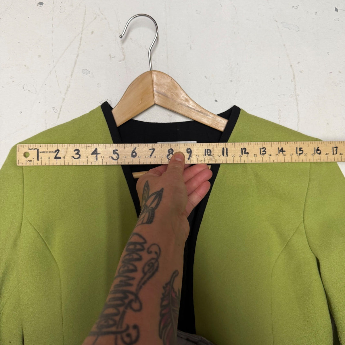 Vintage Kasper Petite Chartreuse Trim Blazer | 4P — detail photo 12