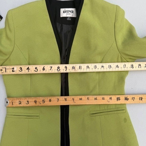 Vintage Kasper Petite Chartreuse Trim Blazer | 4P — detail photo 6