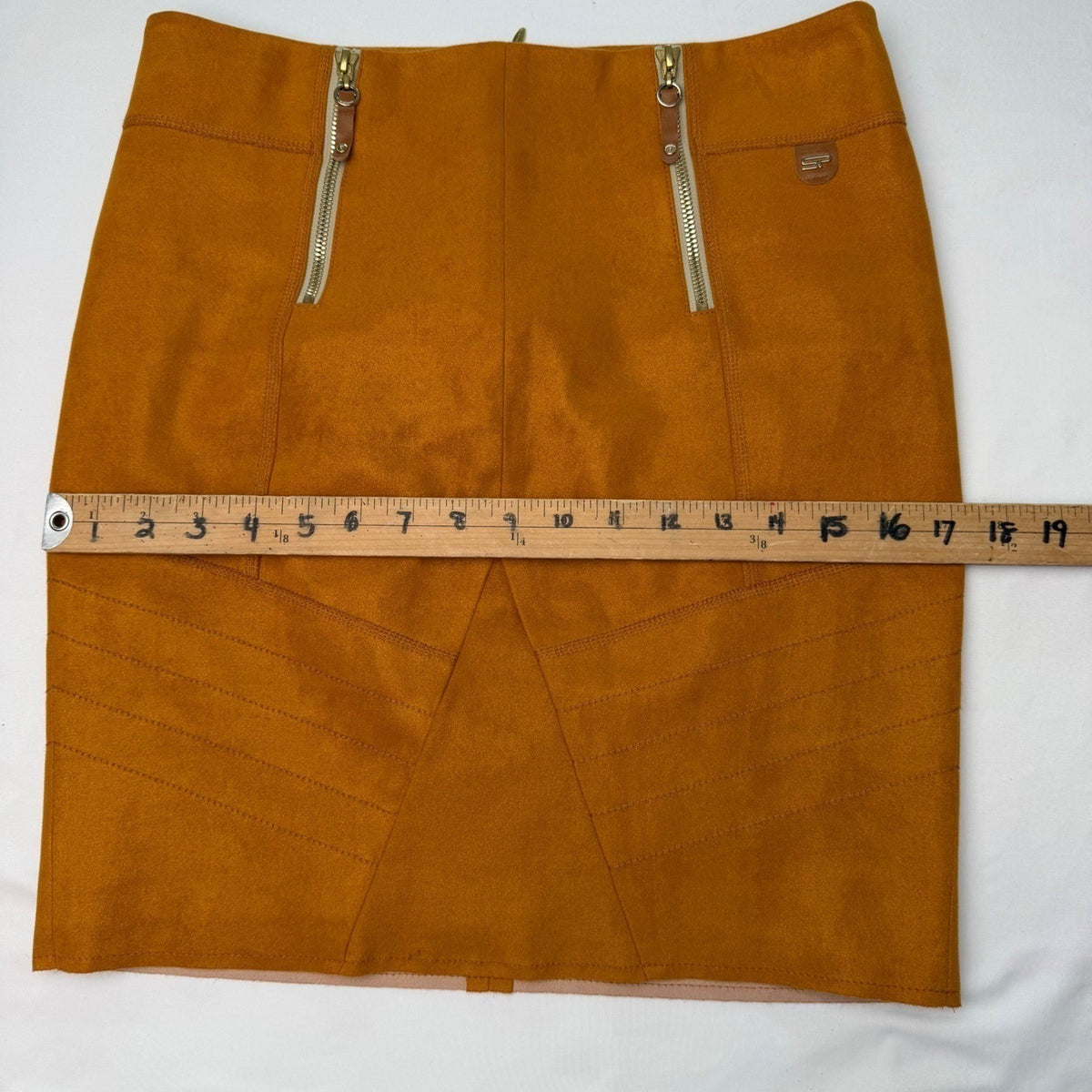 Sportalm Raelyn Ochre Faux Suede Zip Detail Skirt | 6 — detail photo 6