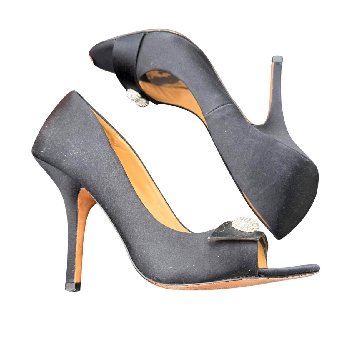 Badgley Mischka Black Satin Pearl Bow Peep Toe Heels | 7M — detail photo 4