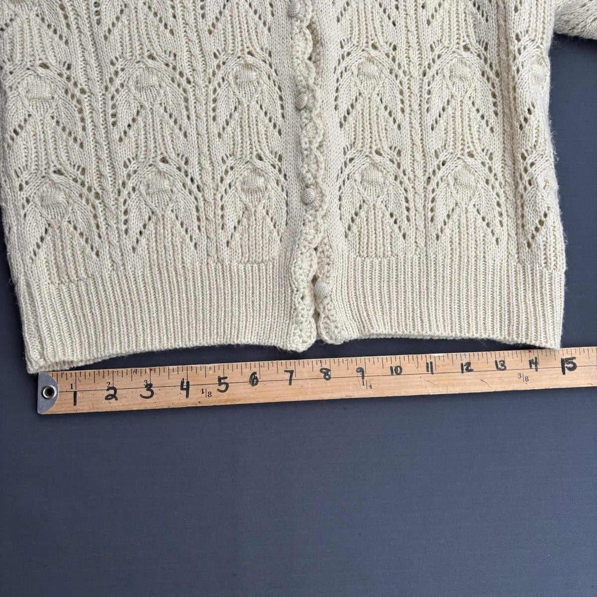 Vintage Cream Hand Knit Leaf Motif Cardigan | M — detail photo 7