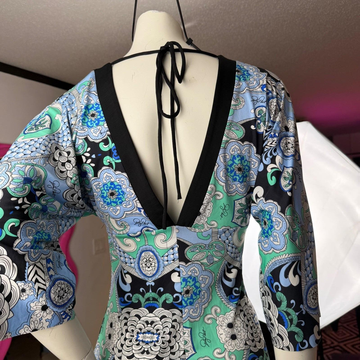 Baby Phat Paisley Kimono Sleeve Dress | L — detail photo 11