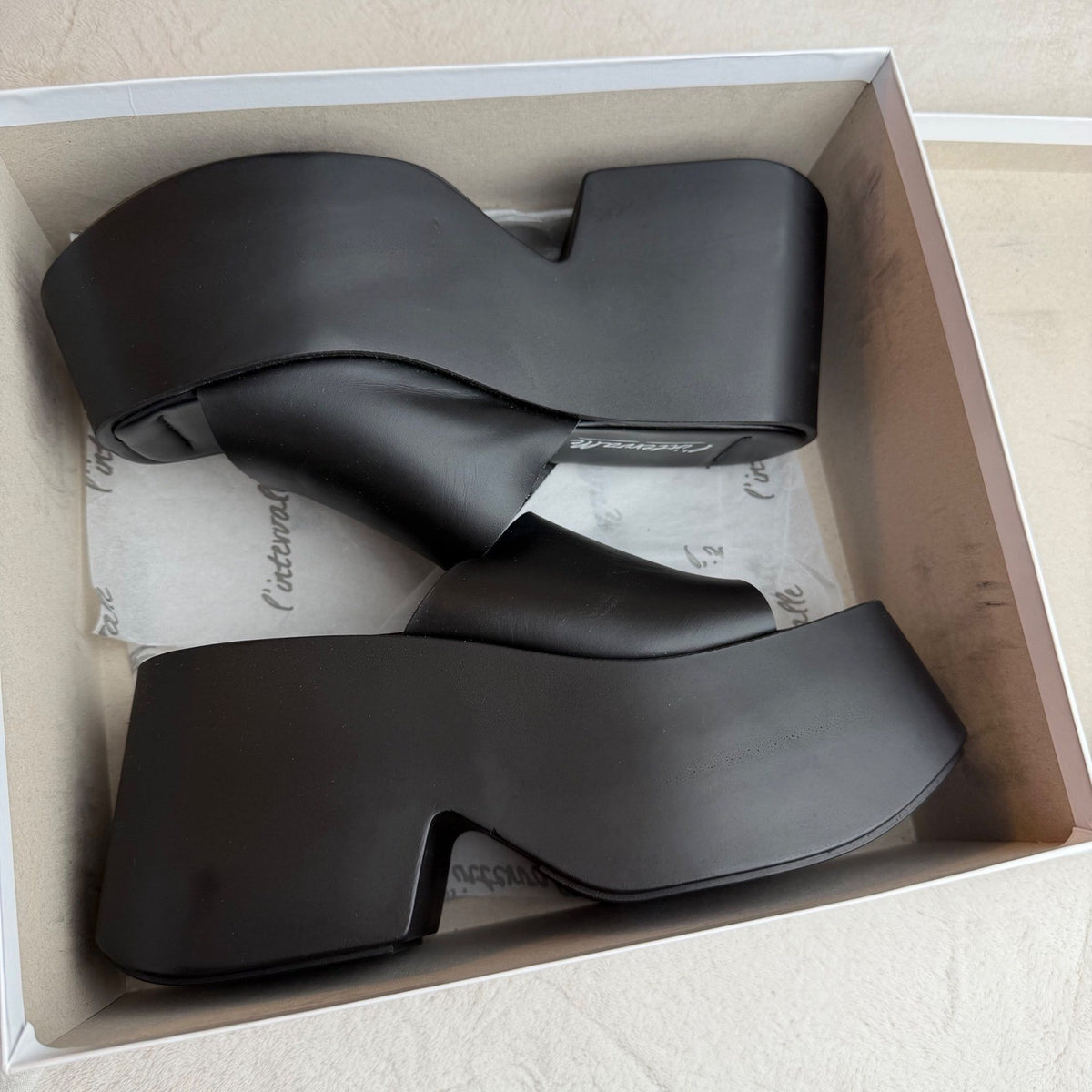 L'Intervalle Fidele Black Leather Platform Mules | EU40 — detail photo 13