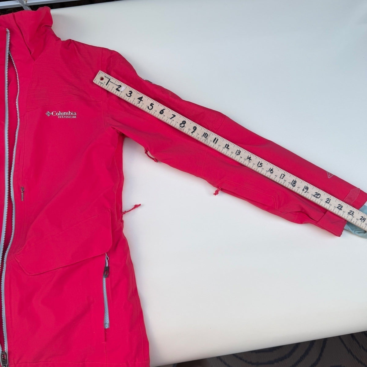 Columbia Titanium Raspberry Omni-Heat Ski Jacket | S — detail photo 10
