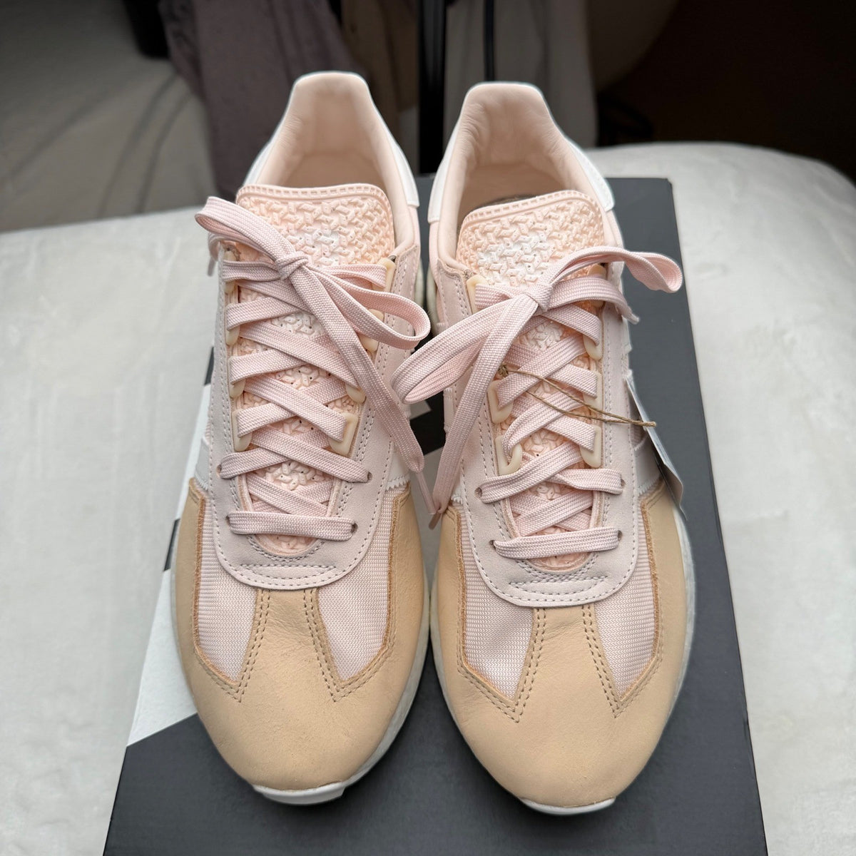 Adidas Retropy E5 Boost Sneakers Pink & Tan | W10.5 — detail photo 3