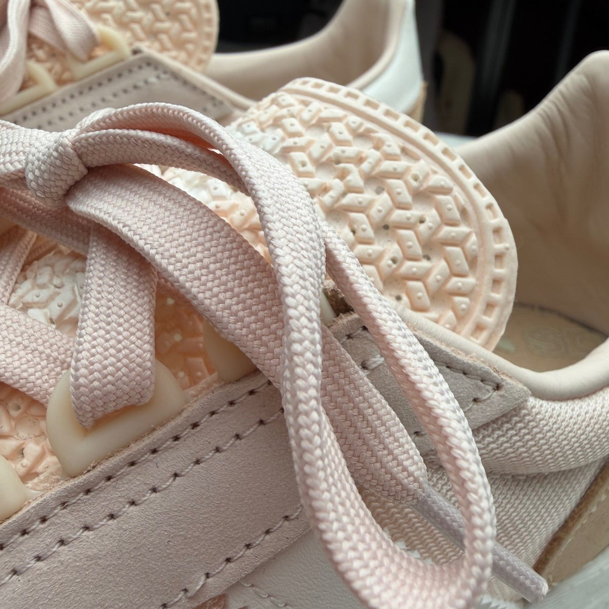 Adidas Retropy E5 Boost Sneakers Pink & Tan | W10.5 — detail photo 5