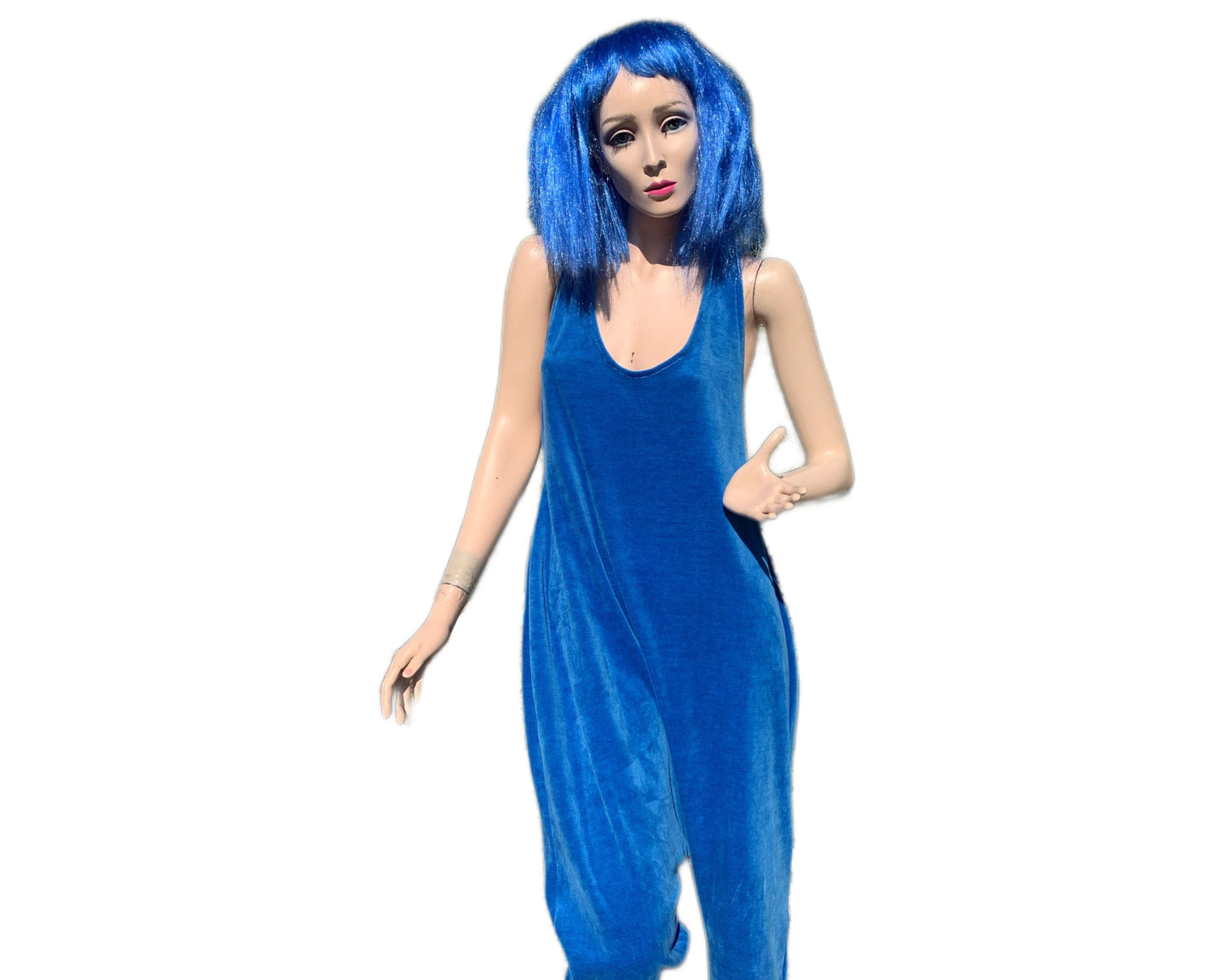 womans blue full length sleeveless jumper